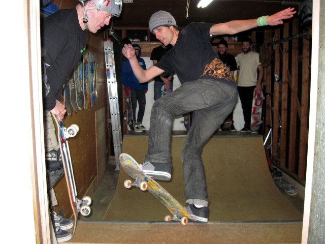 jason heidecker pivot fakie