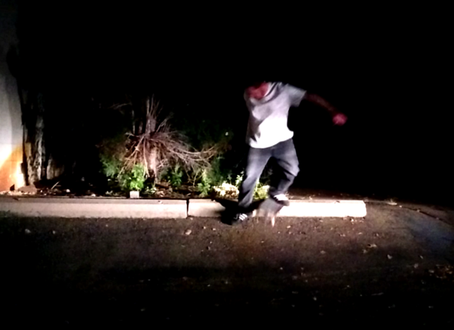 backside no comply tail